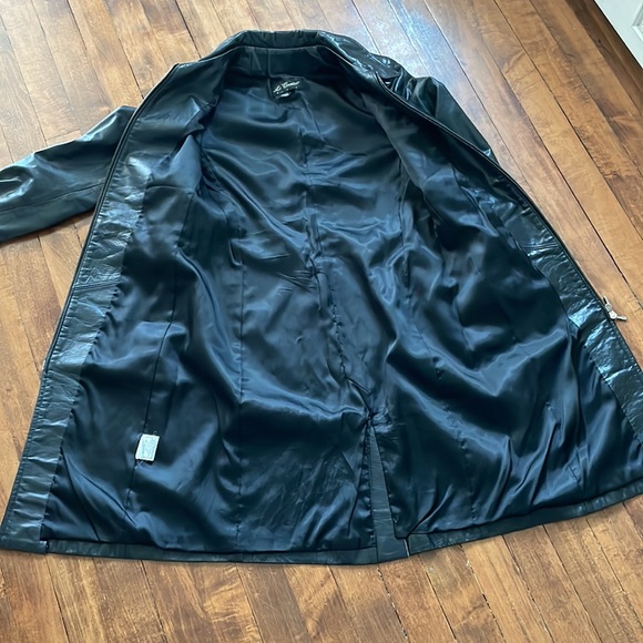 Size 2 Le Createur leather coat - Picture 6 of 7